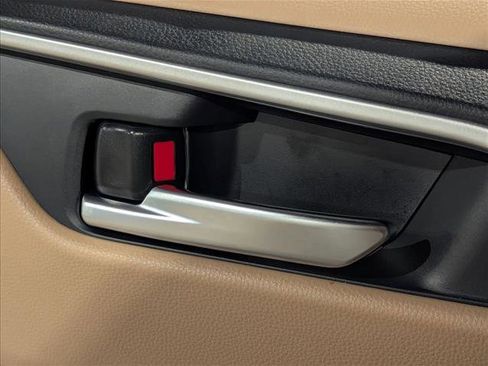 Used 2025 Toyota RAV4 XLE w/ Convenience Package image 13