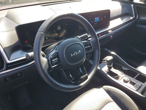 Certified 2024 Kia Sorento S w/ Panoramic Sunroof Package image 23