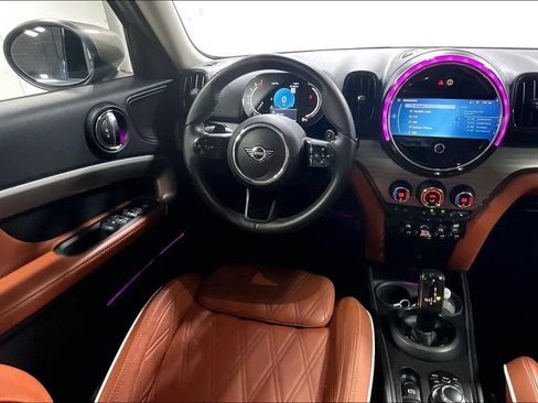 Used 2023 MINI Cooper Countryman S w/ Signature Upholstery Package FWD image 6