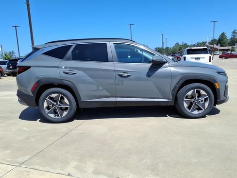 New 2026 Hyundai Tucson SEL FWD image 2