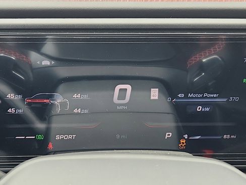 New 2025 Dodge Charger R/T w/ Quick Order Package 25M R/T image 12