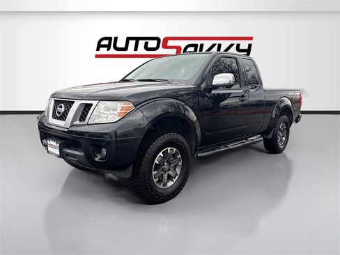Used 2016 Nissan Frontier Desert Runner image 3