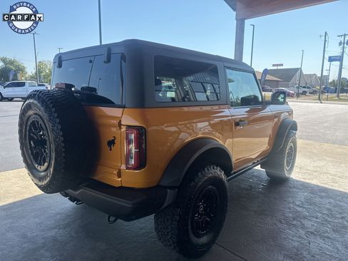 Used 2022 Ford Bronco Badlands image 15