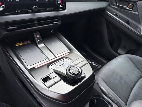 New 2026 Toyota C-HR AWD/4WD image 18