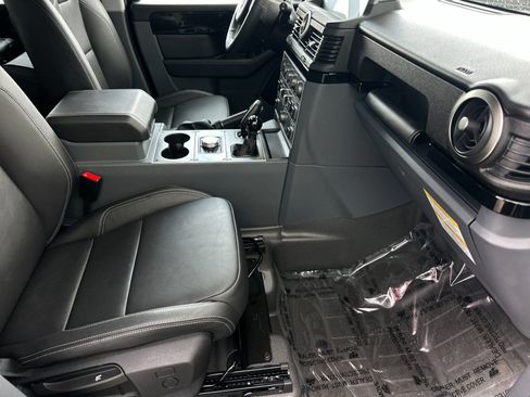 Used 2024 INEOS Grenadier Fieldmaster Edition image 15