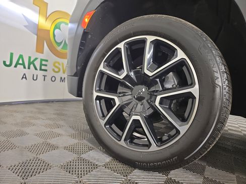 Used 2022 Chevrolet Tahoe RST w/ Luxury Package image 37