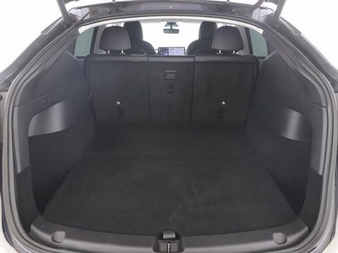 Used 2021 Tesla Model Y Long Range image 24