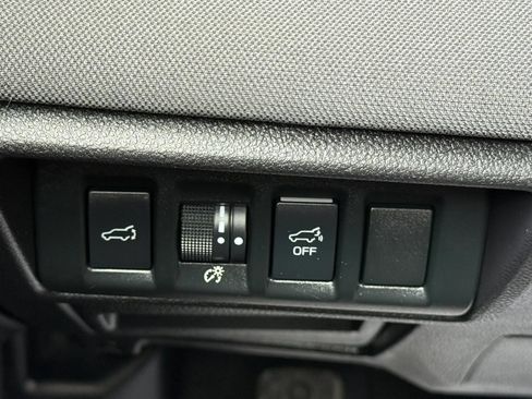 Used 2020 Subaru Outback Premium w/ Popular Package #1 AWD/4WD image 38