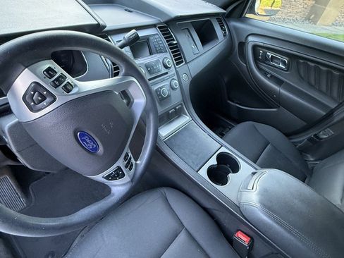 Used 2018 Ford Taurus Police Interceptor FWD image 13