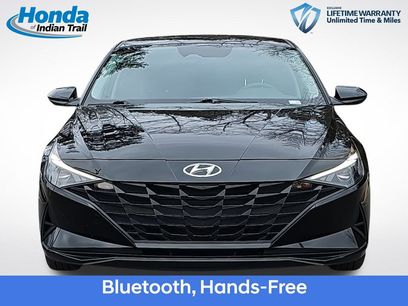 Used 2023 Hyundai Elantra SE