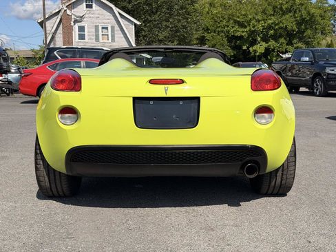 Used 2006 Pontiac Solstice Convertible w/ Power Package RWD image 6