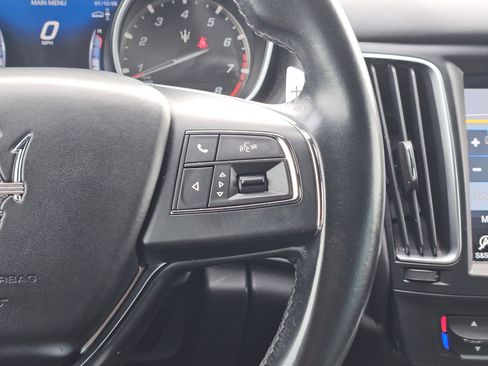 Used 2019 Maserati Levante S image 22