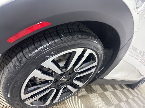 Used 2023 MINI Cooper S w/ Signature Upholstery Package image 31