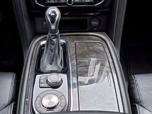 Used 2020 INFINITI QX80 Luxe w/ Edition 30 Package RWD image 15