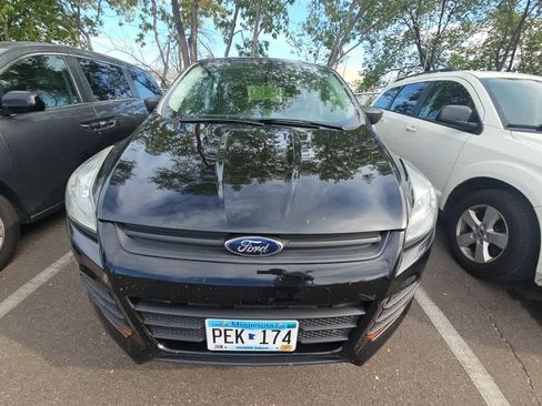 Used 2016 Ford Escape S FWD image 2