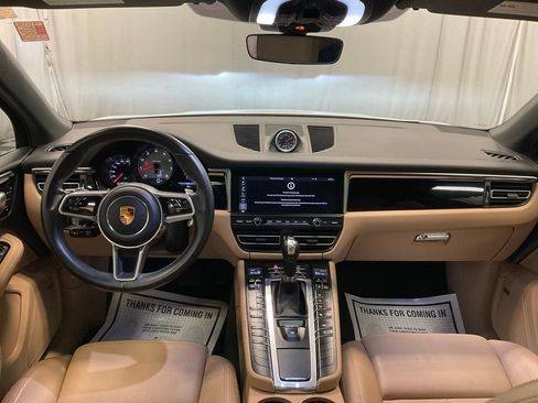 Used 2019 Porsche Macan S AWD/4WD image 2