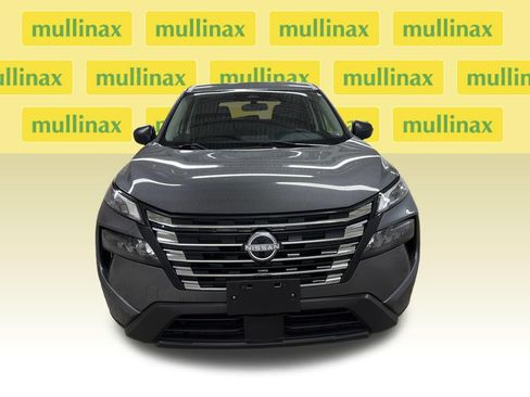 Used 2024 Nissan Rogue S FWD image 15