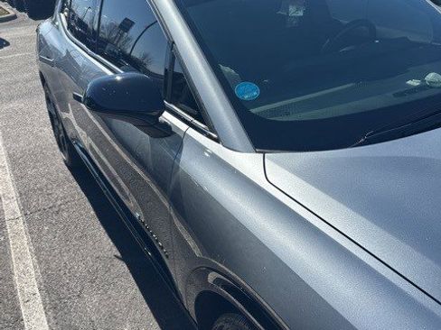 Used 2025 Chevrolet Equinox EV RS image 3