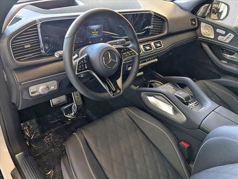 New 2026 Mercedes-Benz Maybach GLS 600 4MATIC image 10