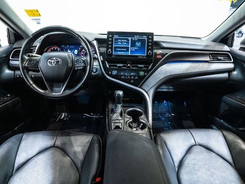 Used 2023 Toyota Camry XSE image 13
