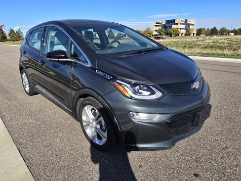 Used 2020 Chevrolet Bolt LT image 7