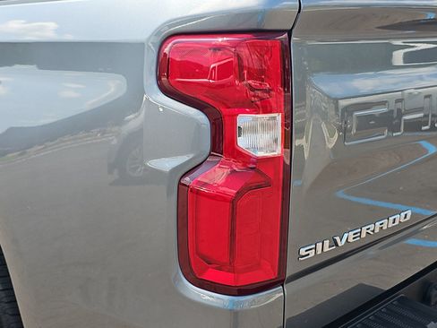 Used 2019 Chevrolet Silverado 1500 LTZ w/ LTZ Plus Package AWD/4WD image 31