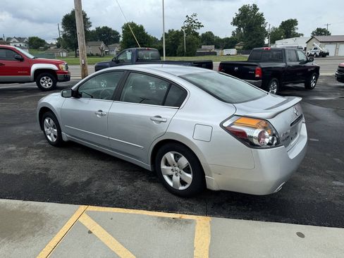 Used 2007 Nissan Altima 2.5 S w/ Technology Pkg FWD image 8