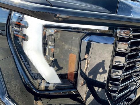 Used 2024 GMC Sierra 2500 Denali Ultimate image 30