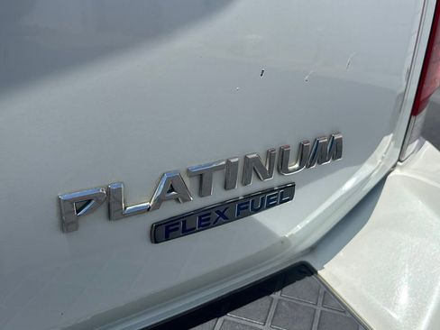 Used 2014 Nissan Armada Platinum w/ 2nd Row Captain Seat Package RWD image 38