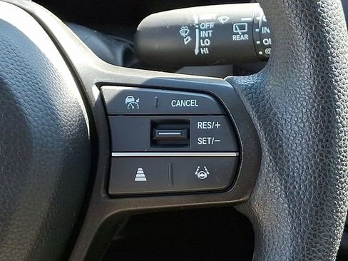 Used 2025 Honda HR-V LX image 23