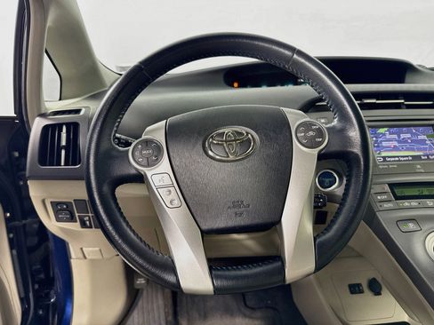 Used 2013 Toyota Prius Four FWD image 12