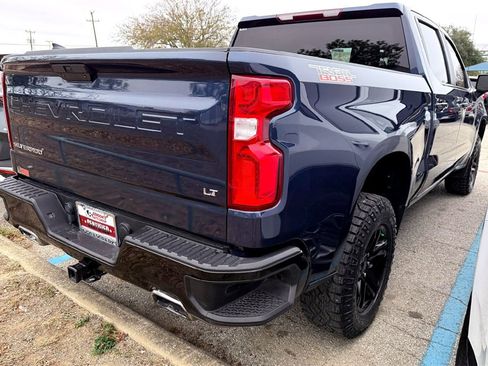Used 2022 Chevrolet Silverado 1500 LT Trail Boss image 5