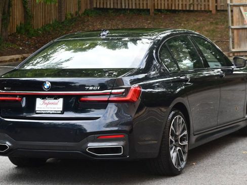 Used 2022 BMW 750i xDrive 750i xDrive w/ M Sport Package image 13