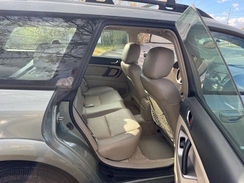 Used 2006 Subaru Outback 2.5i Special Edition image 10