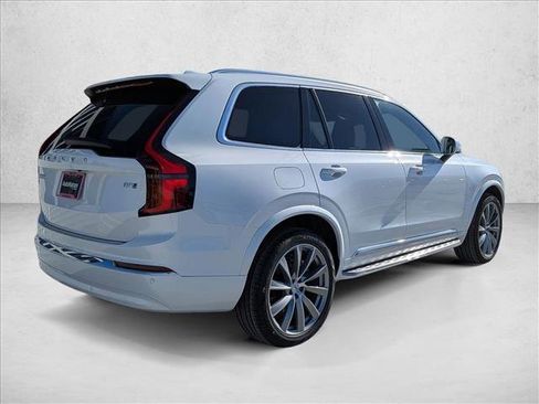 New 2025 Volvo XC90 B5 Core w/ Protection Package Premier image 2