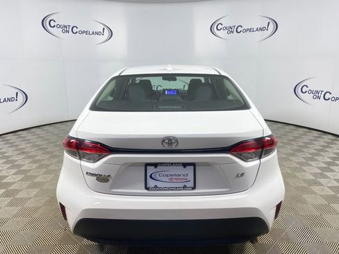Used 2023 Toyota Corolla LE image 5