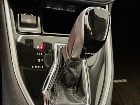 Used 2023 Subaru Outback Premium image 24