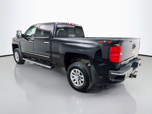 Used 2019 Chevrolet Silverado 2500 LTZ w/ Duramax Plus Package AWD/4WD image 5