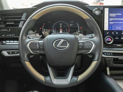 Used 2024 Lexus RX 350 Premium Plus w/ Convenience Package FWD image 9