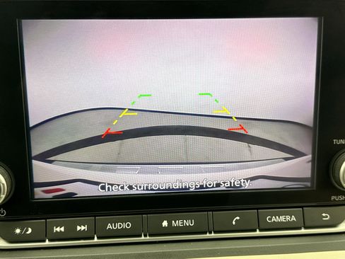 Used 2023 Nissan Rogue SV w/ SV Premium B Package image 15