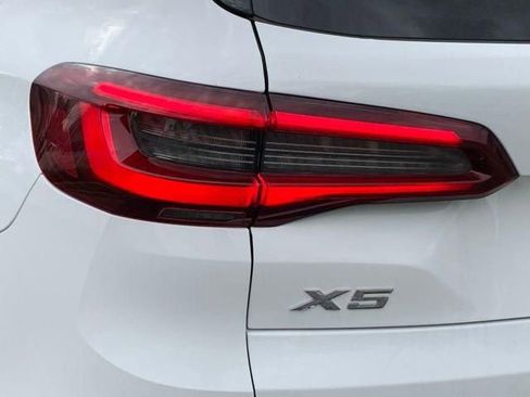 Used 2022 BMW X5 xDrive40i AWD/4WD image 9