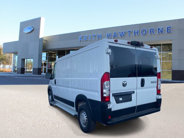 Used 2025 RAM ProMaster 2500 w/ U-Haul Equipment Group FWD image 4