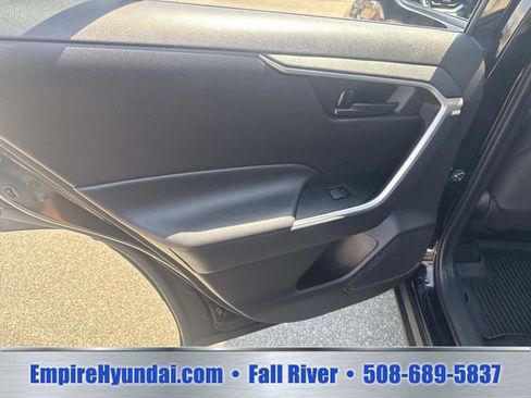 Used 2024 Toyota RAV4 LE AWD/4WD image 16