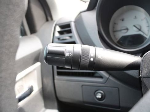 Used 2009 Chrysler Sebring LX FWD image 9