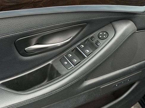 Used 2014 BMW 535i xDrive Sedan AWD/4WD image 19