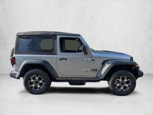 Used 2021 Jeep Wrangler Sport AWD/4WD image 4