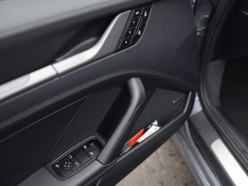 Certified 2025 Porsche 911 Carrera T image 14