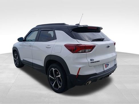 Certified 2023 Chevrolet TrailBlazer RS FWD image 3