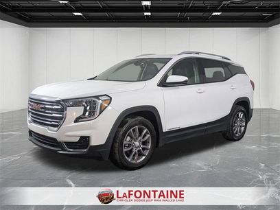 Used 2024 GMC Terrain SLT