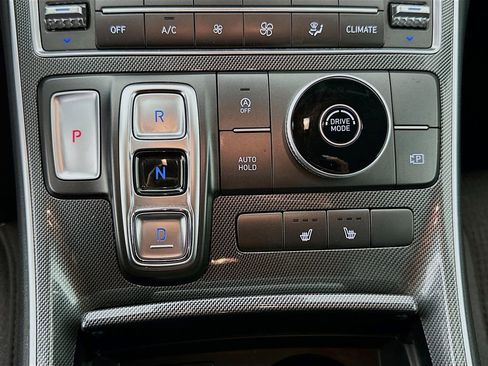 Certified 2023 Hyundai Santa Fe SEL image 21